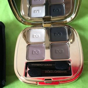 Dolce and Gabbana Smooth Eye Colour Quad